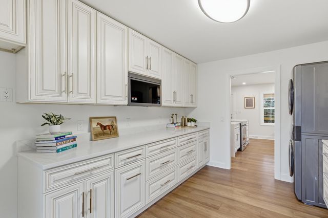 668 Cromwell Way, Lexington, KY 40503