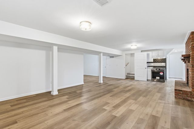 668 Cromwell Way, Lexington, KY 40503