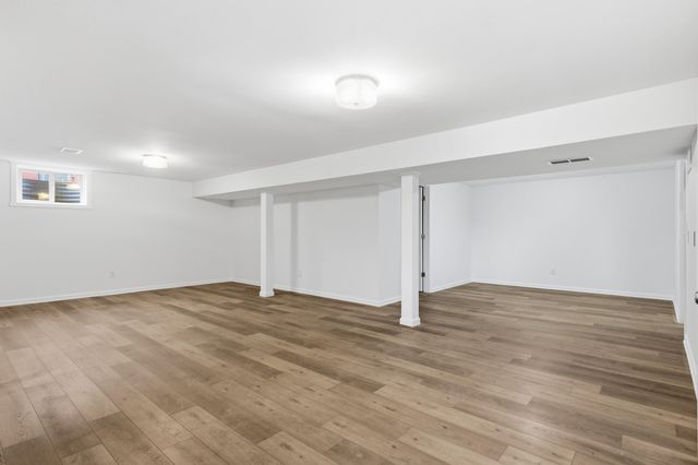 668 Cromwell Way, Lexington, KY 40503