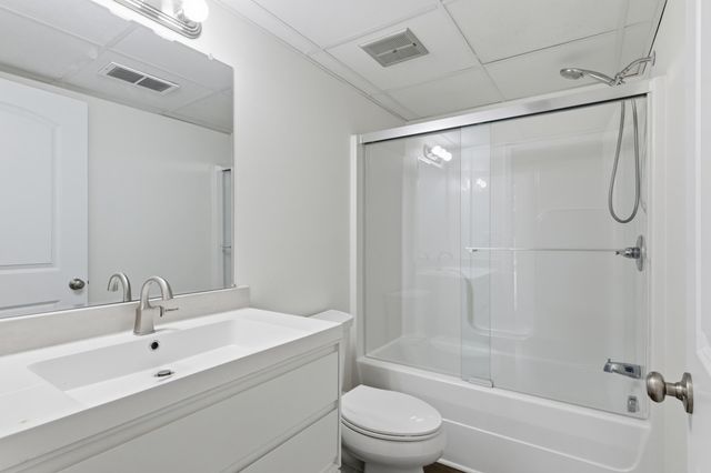 668 Cromwell Way, Lexington, KY 40503