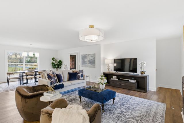 668 Cromwell Way, Lexington, KY 40503