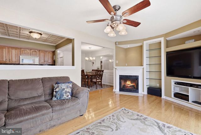 4406 ERNIE DAVIS CIR, Philadelphia, PA 19154