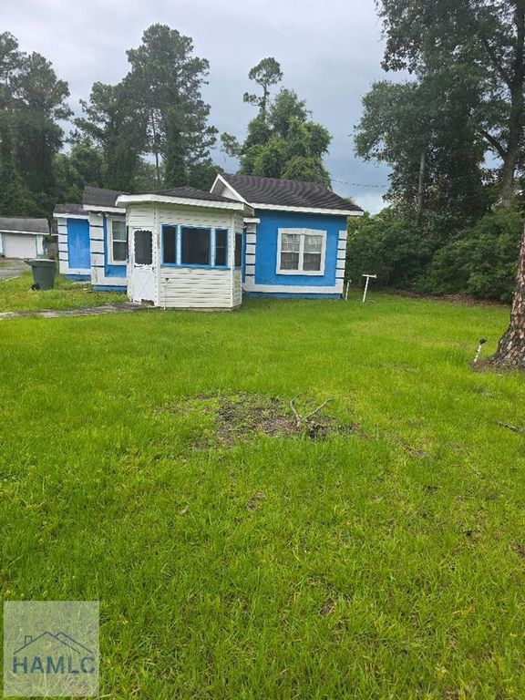 1305 4th Street Ext, Jesup, GA 31545