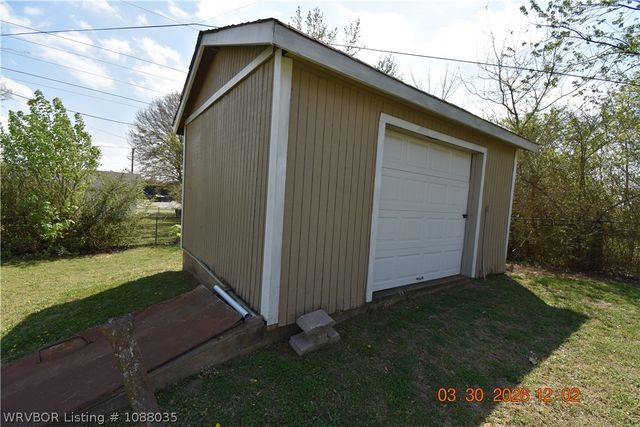 130 Comanche Street, Sallisaw, OK 74955