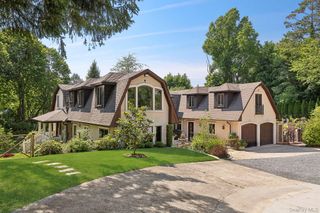 91 Crescent Beach Road, Glen Cove, NY 11542