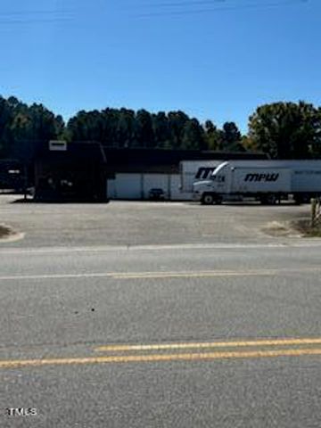211 Garysburg Road, Gaston, NC 27832