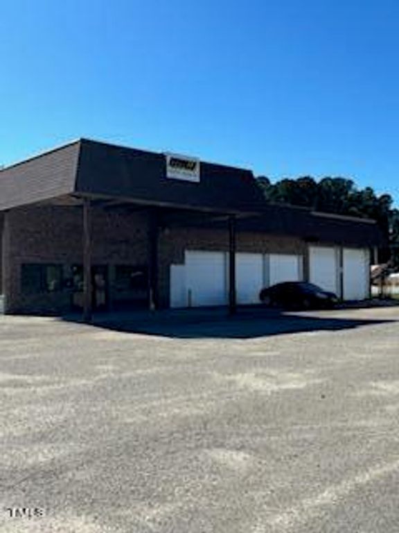 211 Garysburg Road, Gaston, NC 27832