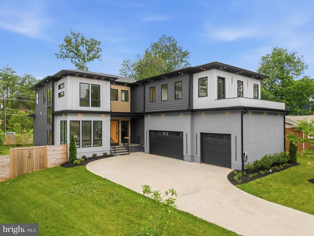 909 MYERS CIR SW, Vienna, VA 22180