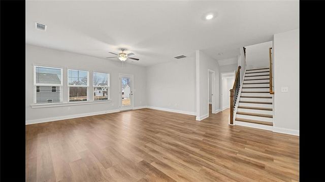 3792 Oak Rdige Drive Hastings Flex, Buford, GA 30519