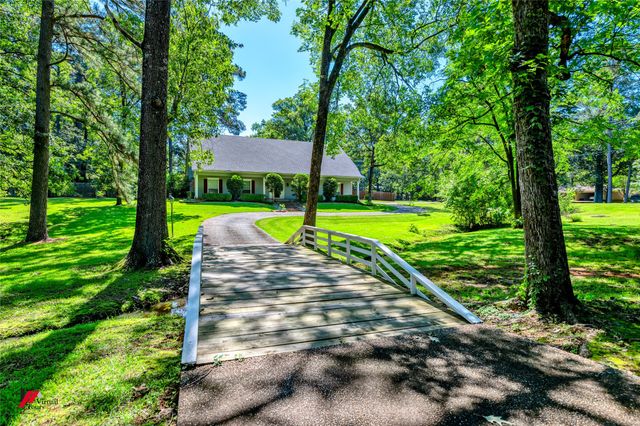 9855 Holamy Lane, Shreveport, LA 71106