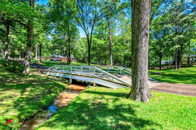 9855 Holamy Lane, Shreveport, LA 71106