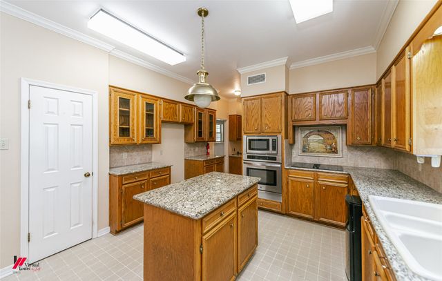 9855 Holamy Lane, Shreveport, LA 71106