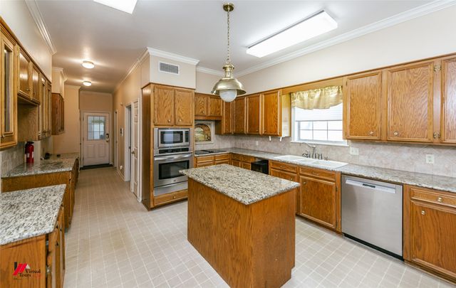 9855 Holamy Lane, Shreveport, LA 71106