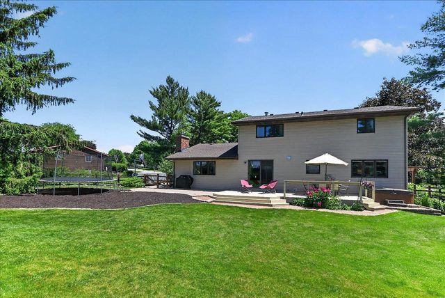 6685 Winding Way, Deforest, WI 53532