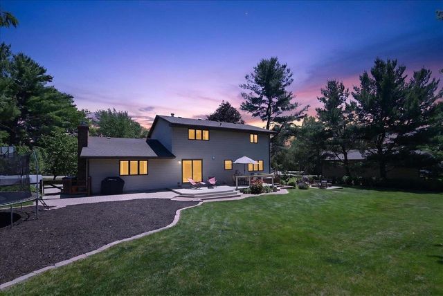 6685 Winding Way, Deforest, WI 53532