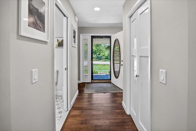 6685 Winding Way, Deforest, WI 53532