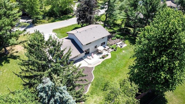 6685 Winding Way, Deforest, WI 53532