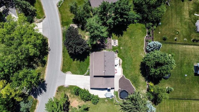 6685 Winding Way, Deforest, WI 53532