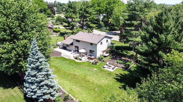 6685 Winding Way, Deforest, WI 53532