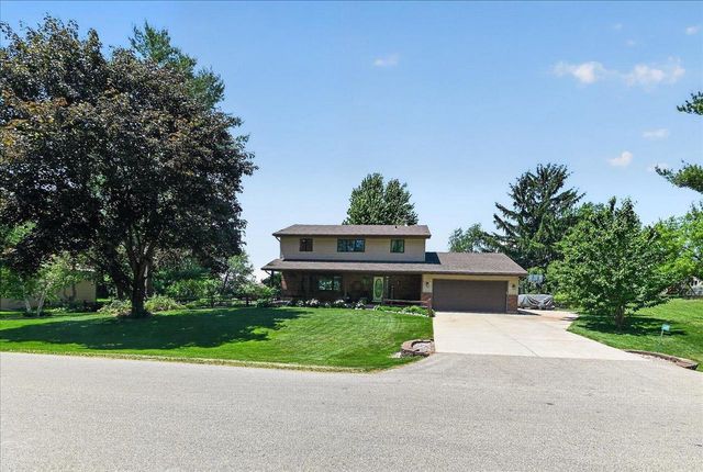 6685 Winding Way, Deforest, WI 53532
