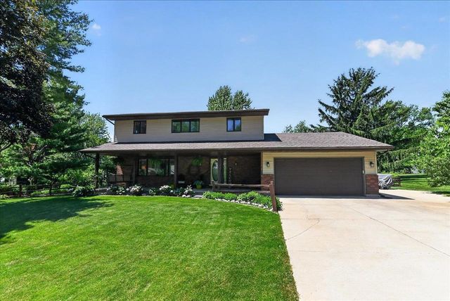 6685 Winding Way, Deforest, WI 53532
