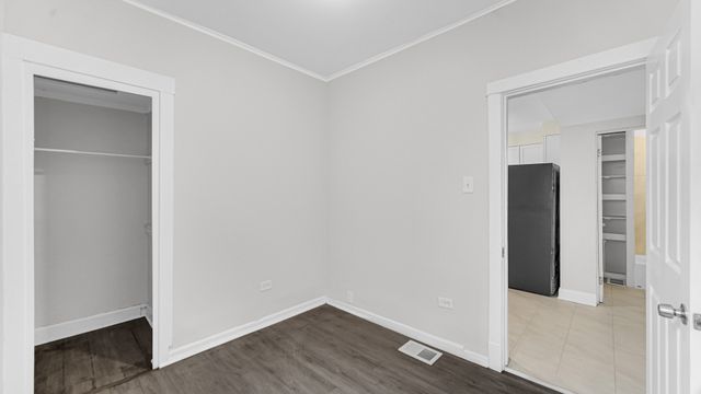 1114 N Waller Avenue, Chicago, IL 60651