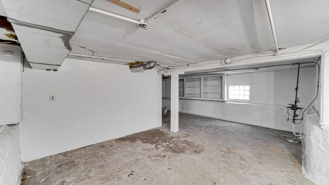 1114 N Waller Avenue, Chicago, IL 60651