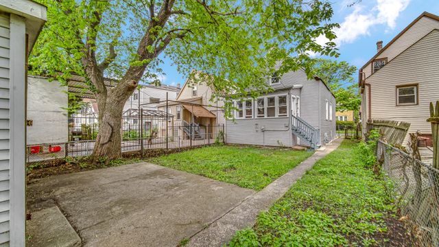 1114 N Waller Avenue, Chicago, IL 60651