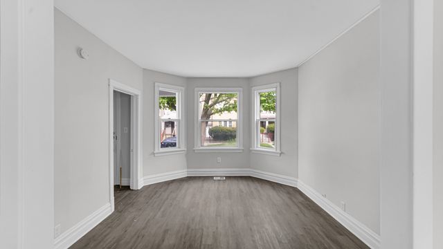 1114 N Waller Avenue, Chicago, IL 60651