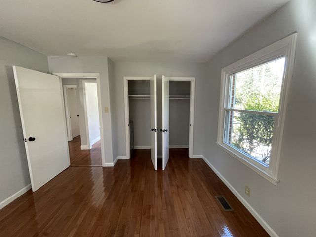 1209 Bel Aire Dr, Tullahoma, TN 37388