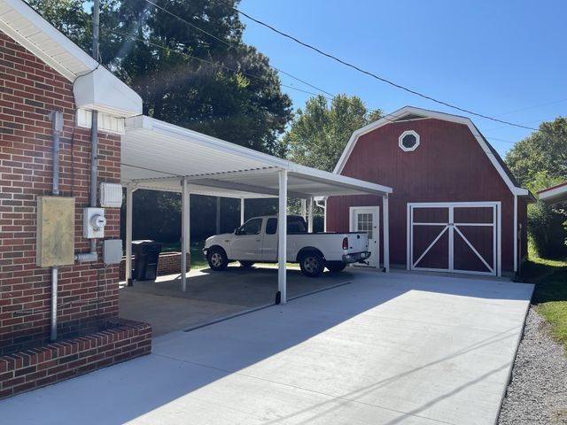 1209 Bel Aire Dr, Tullahoma, TN 37388