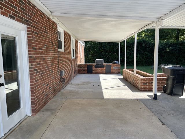 1209 Bel Aire Dr, Tullahoma, TN 37388