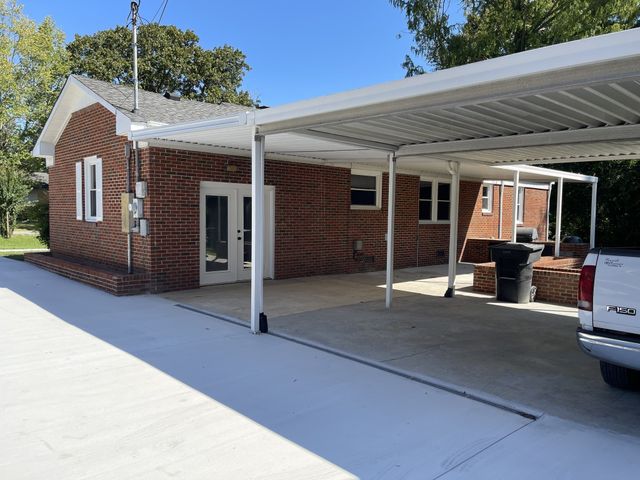 1209 Bel Aire Dr, Tullahoma, TN 37388