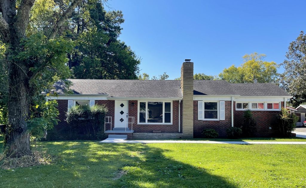 1209 Bel Aire Dr, Tullahoma, TN 37388