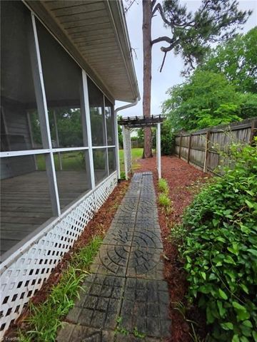 515 Nova Avenue, High Point, NC 27265