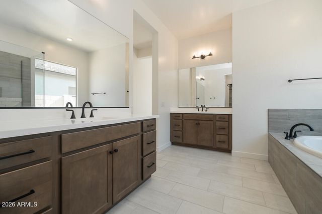 2589 E ALFONSO Drive, San Tan Valley, AZ 85140