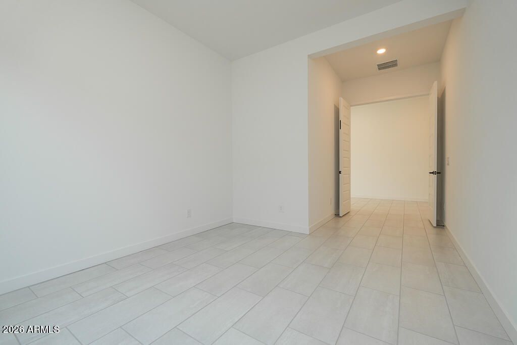 Image 10 of property listing at 2589 E ALFONSO Drive, San Tan Valley, AZ 85140
