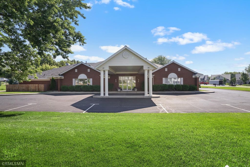 16394 Glory Lane, Eden Prairie, MN 55344 — photo 2
