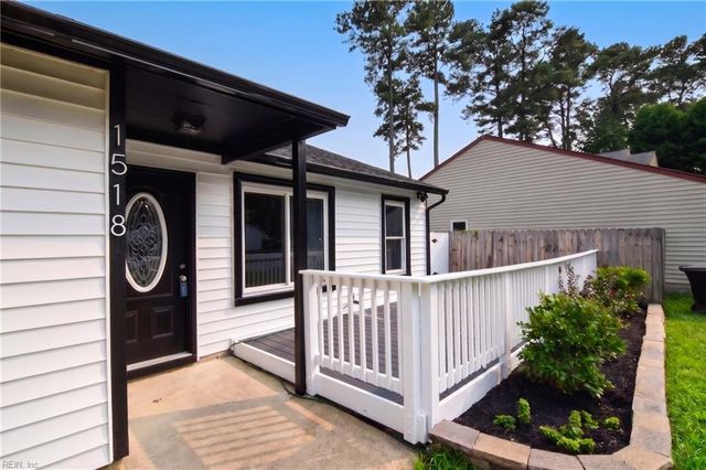 1518 Snowbird CT, Virginia Beach, VA 23454