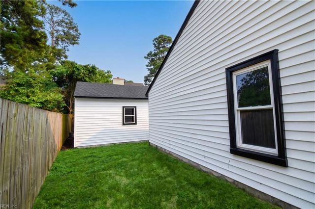 1518 Snowbird CT, Virginia Beach, VA 23454