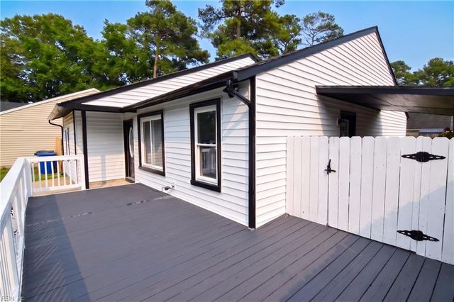 1518 Snowbird CT, Virginia Beach, VA 23454
