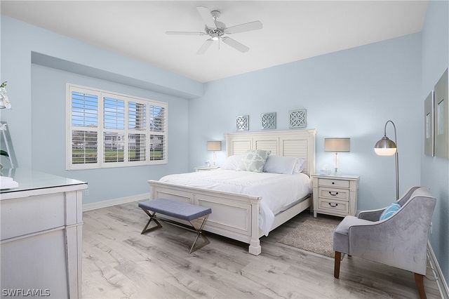 3099 Lancaster DR 7-701, Naples, FL 34105