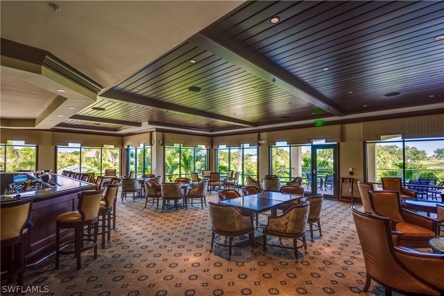 3099 Lancaster DR 7-701, Naples, FL 34105