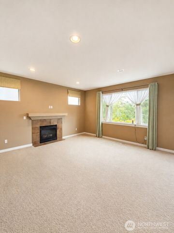 27010 223rd Lane SE, Maple Valley, WA 98038