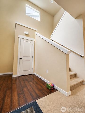 27010 223rd Lane SE, Maple Valley, WA 98038