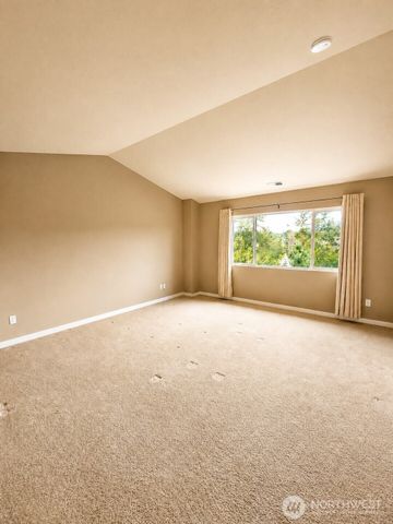 27010 223rd Lane SE, Maple Valley, WA 98038