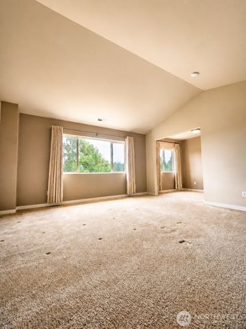 27010 223rd Lane SE, Maple Valley, WA 98038