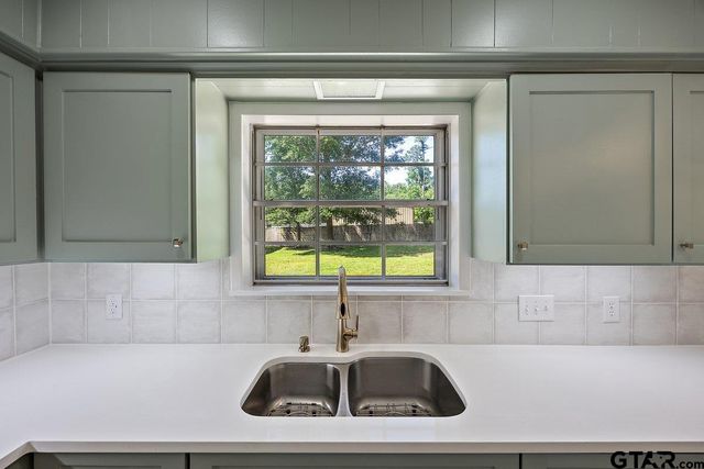 199 Plum Street, Rusk, TX 75785