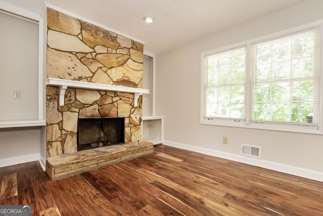 588 Sugar Valley Trail SE, Conyers, GA 30094