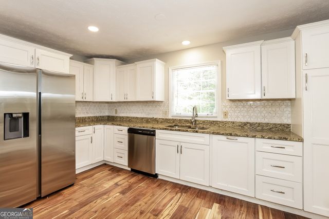 588 Sugar Valley Trail SE, Conyers, GA 30094